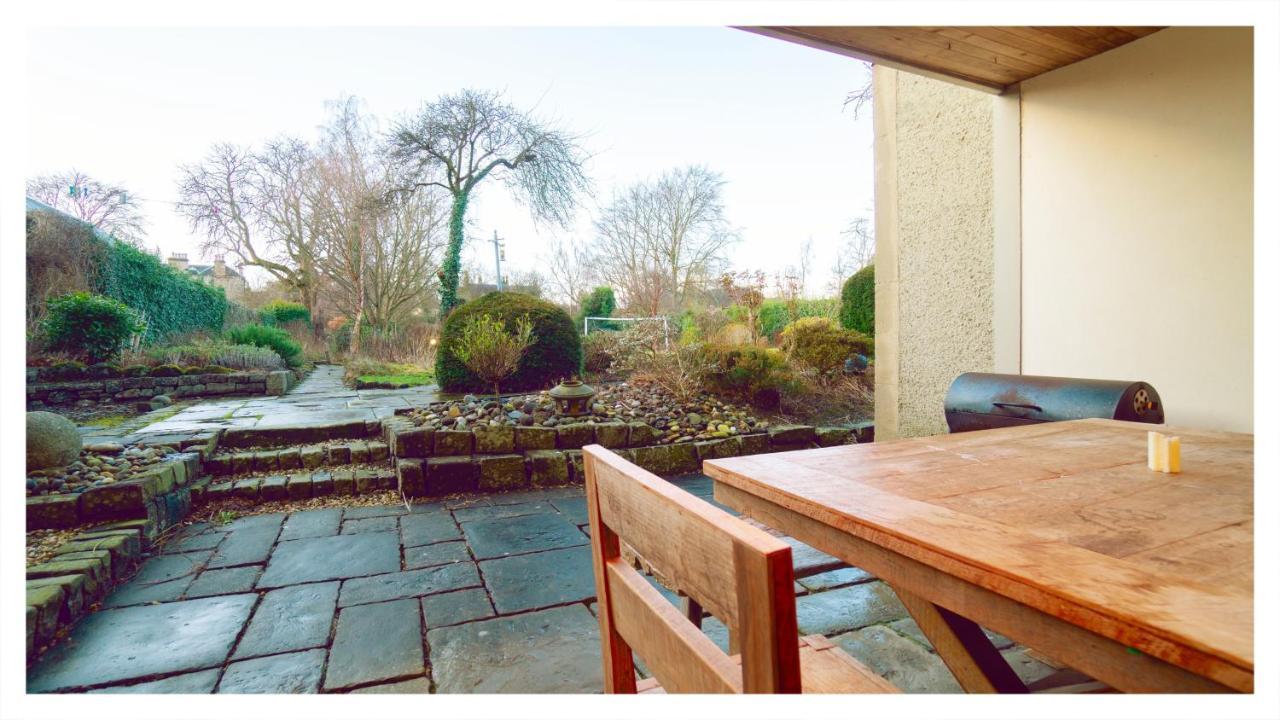 A Luxurious Masterpiece Steps From Stirling Villa Exterior photo